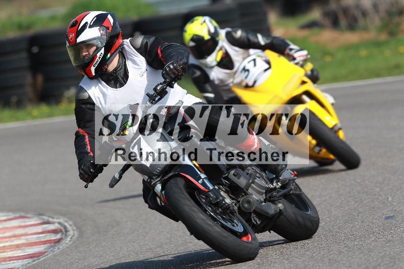 /Archiv-2022/06 15.04.2022 Speer Racing ADR/Instruktorengruppe/7-1